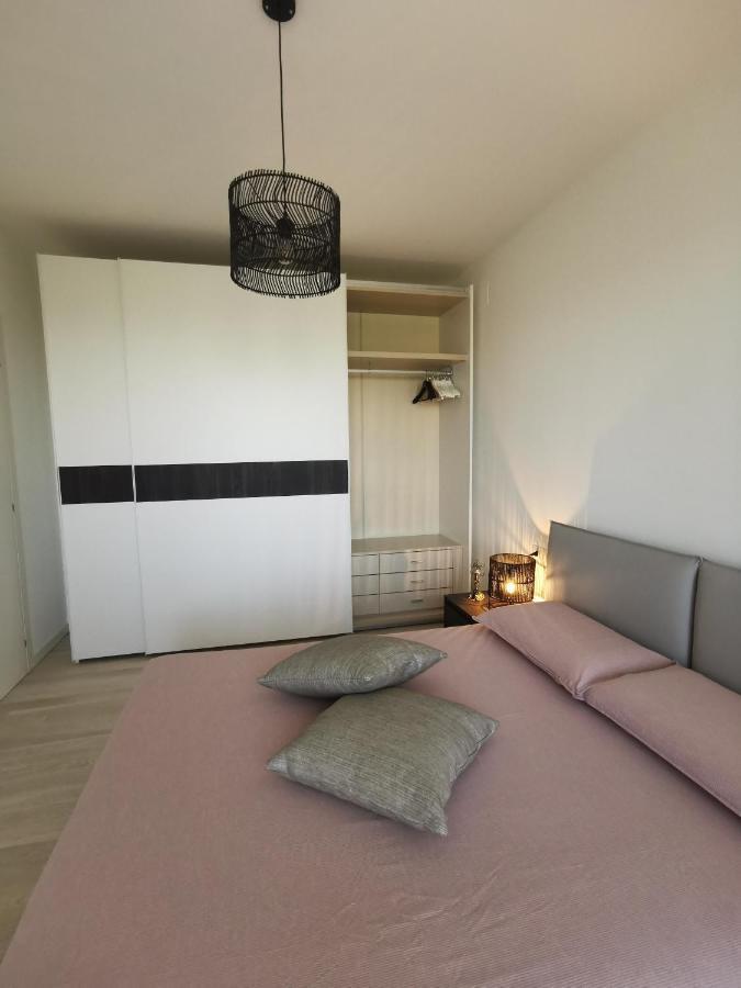 La Casa Di Greta Lägenhet Monza Exteriör bild